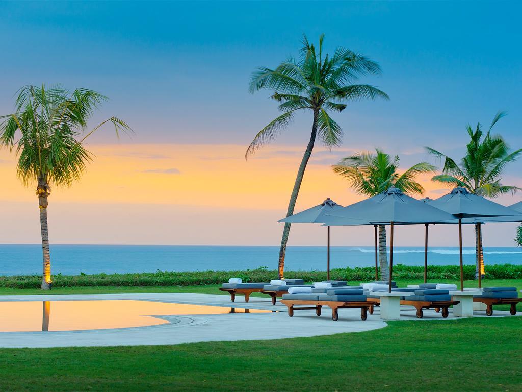 Atas Ombak * Seminyak (Bali)